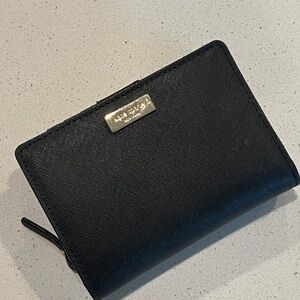 Kate Spade Newberry Lane Cara Compact Wallet - Black Saffiano Leather